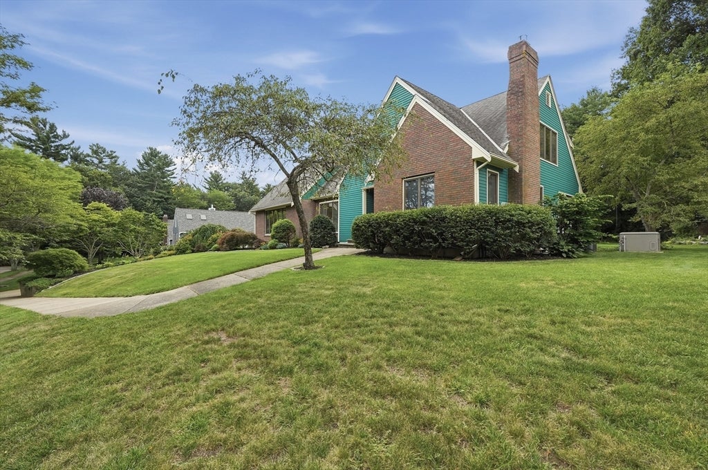 Photo: 7 Miramar Dr, Pembroke, MA