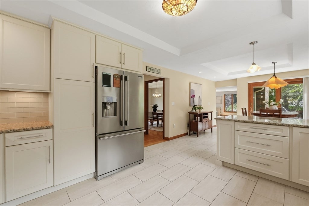 7 Miramar Dr, Pembroke, MA, 7 Miramar Dr, Pembroke, MA Photo #9