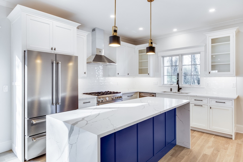255 Old Main Road 1B