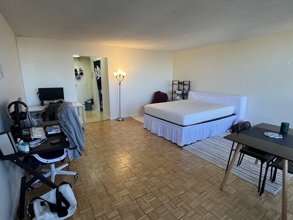 44 Washington Street 1211