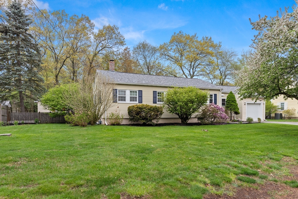 111 Locke Rd
