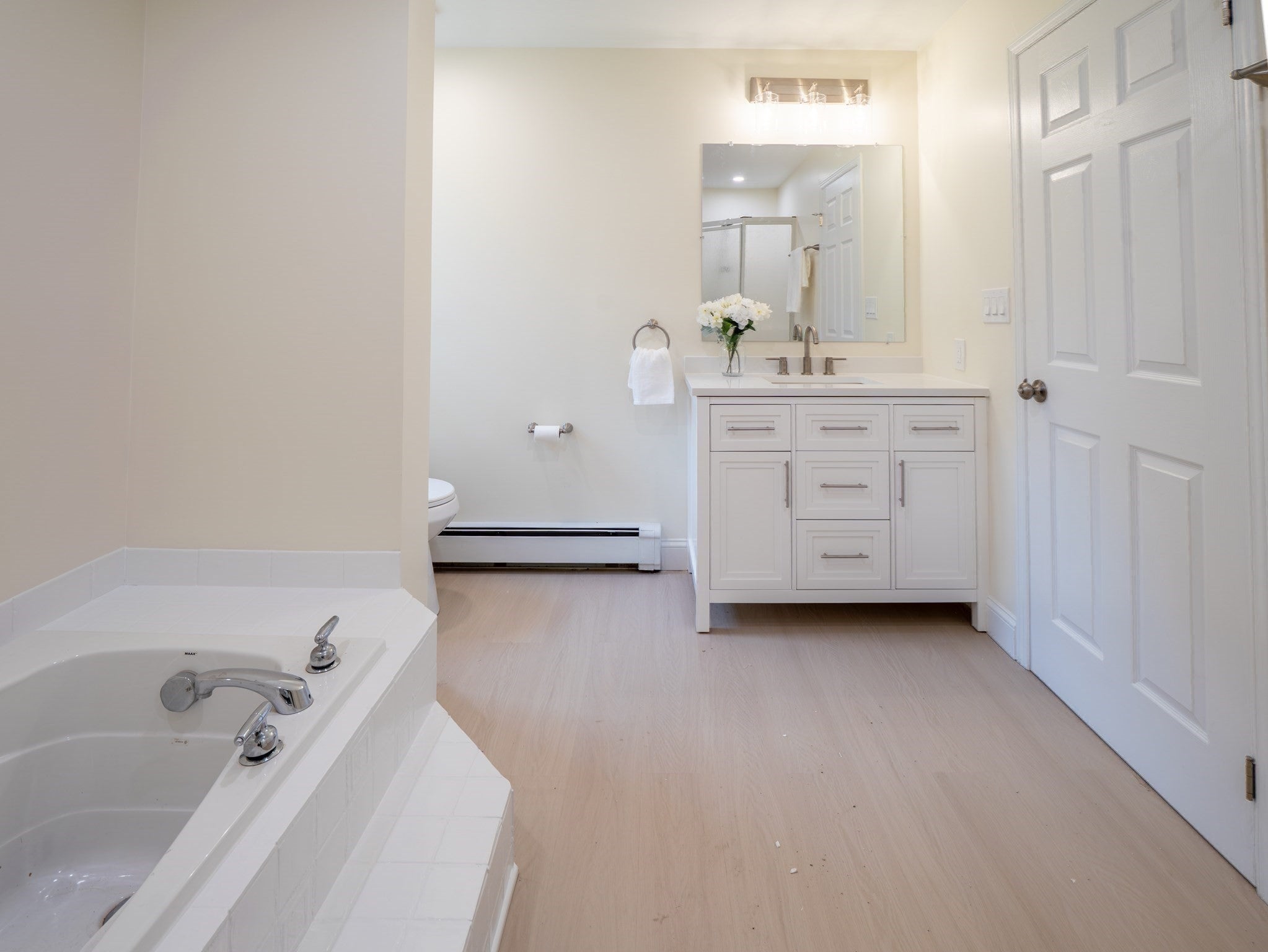 215 Ashumet Rd, Mashpee, MA Photo #20