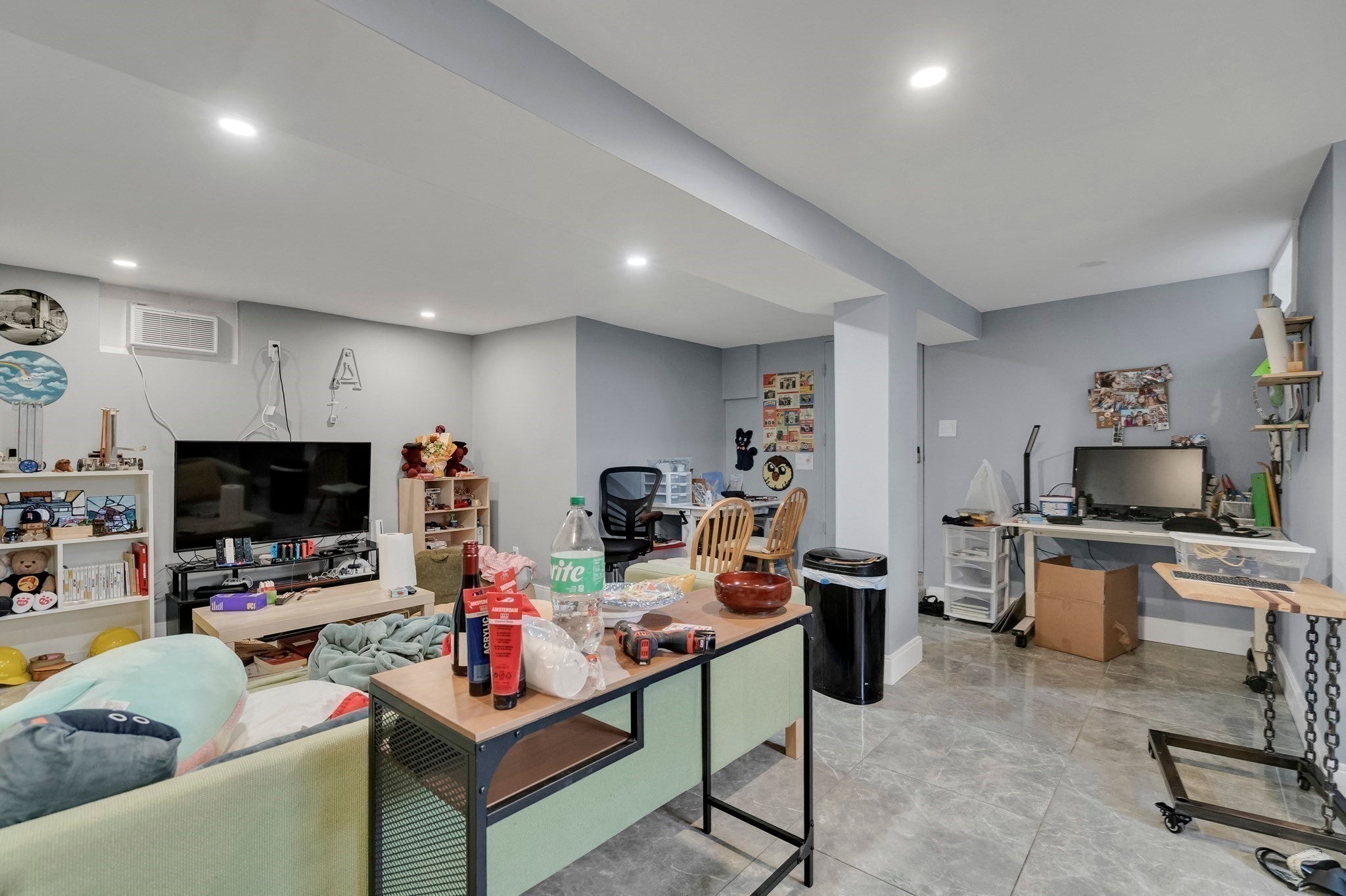 281 Cardinal Medeiros Ave