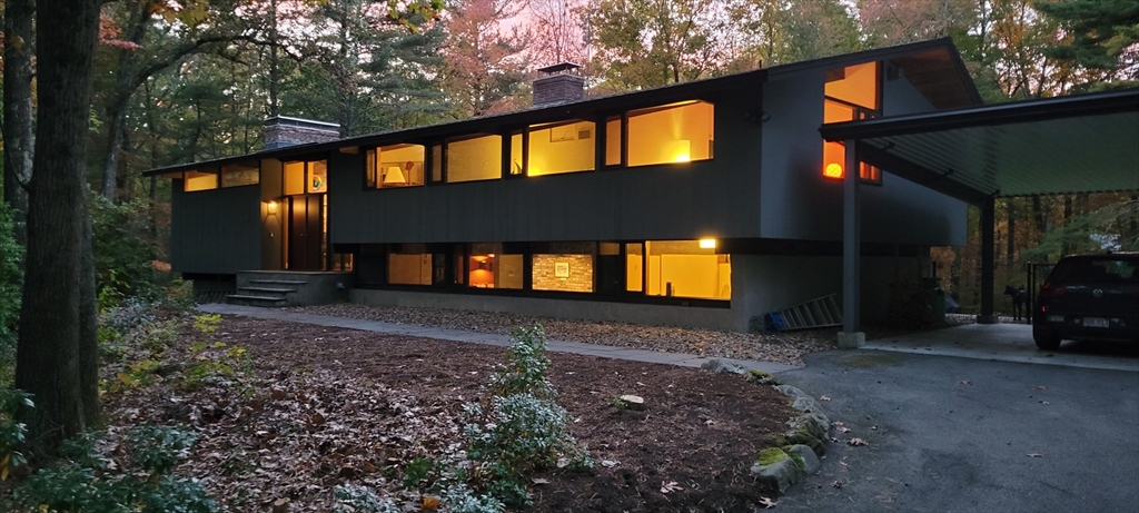 183 Indian Hill