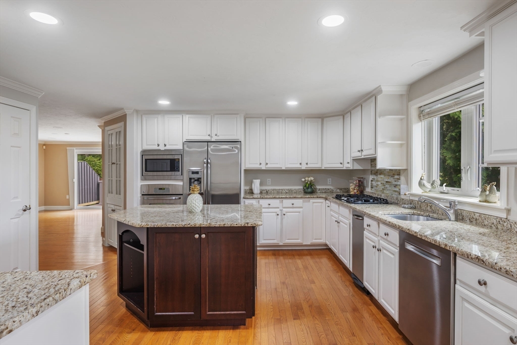 54 Bay Farm Rd 54