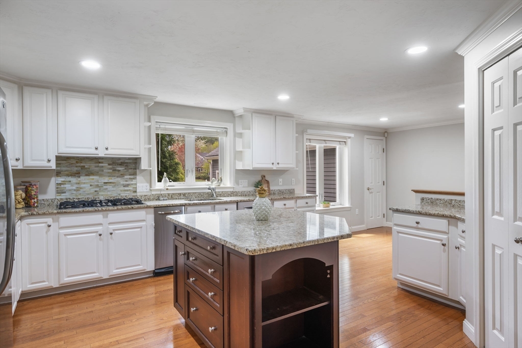 54 Bay Farm Rd 54