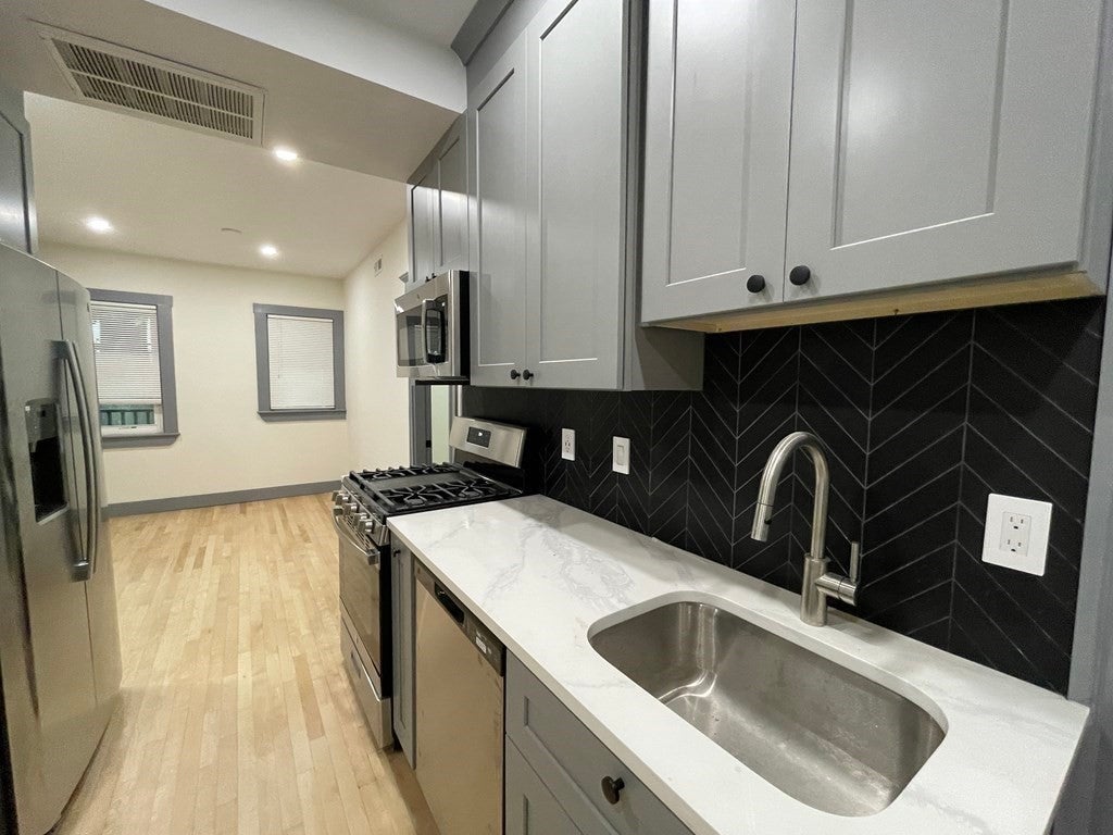 41 Long Ave #U1, Boston, MA Photo #1