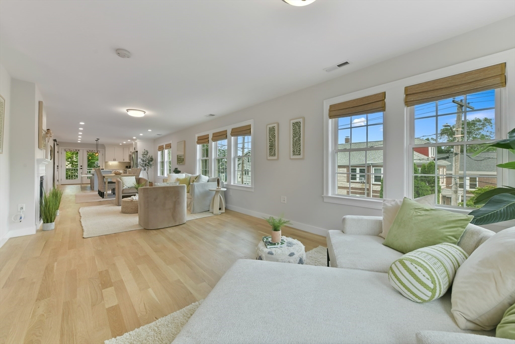 176 Medford St 176