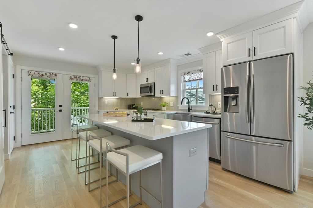 176 Medford St 176