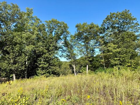 25 Nature Vw Dr Wrentham MA 02093