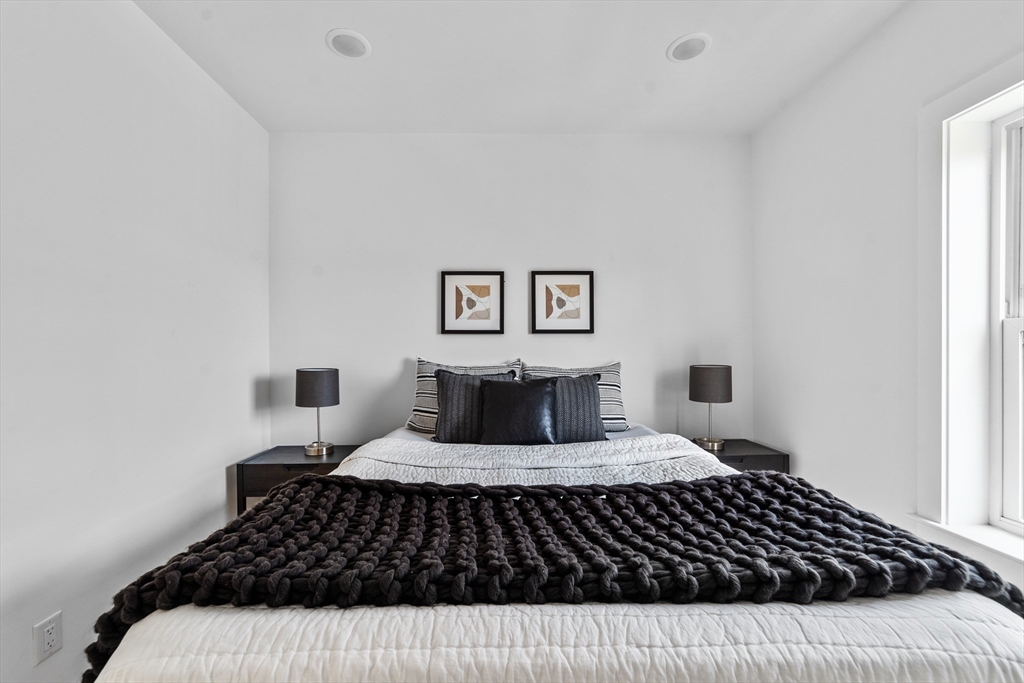 208 Spencer AVE #7, Chelsea, MA Photo #15