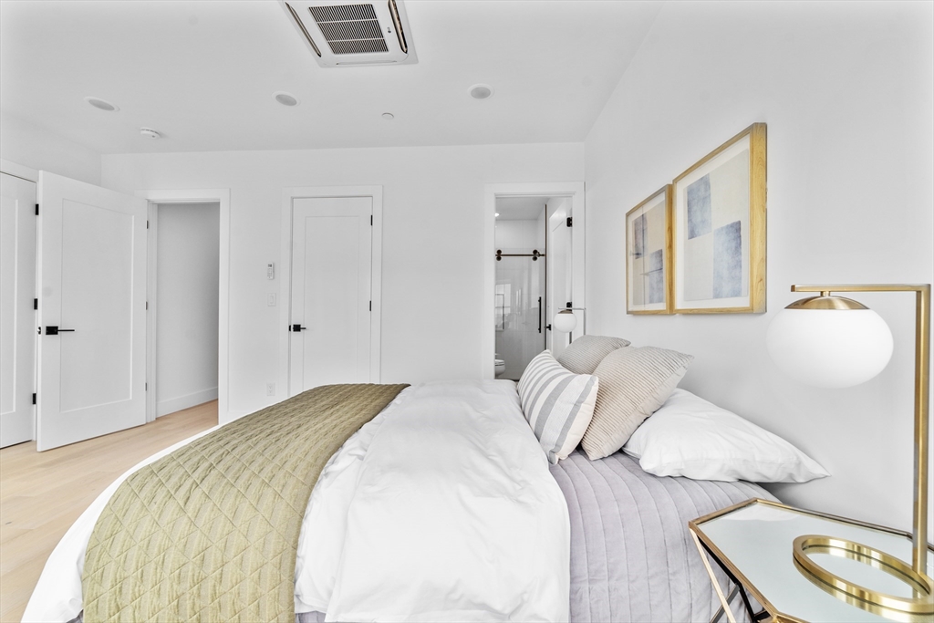 208 Spencer AVE #7, Chelsea, MA Photo #21