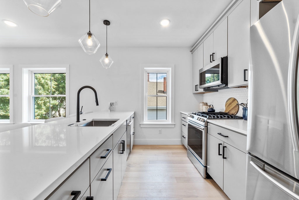 208 Spencer AVE #7, Chelsea, MA Photo #9