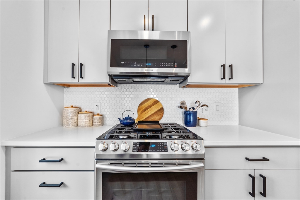208 Spencer AVE #7, Chelsea, MA Photo #11