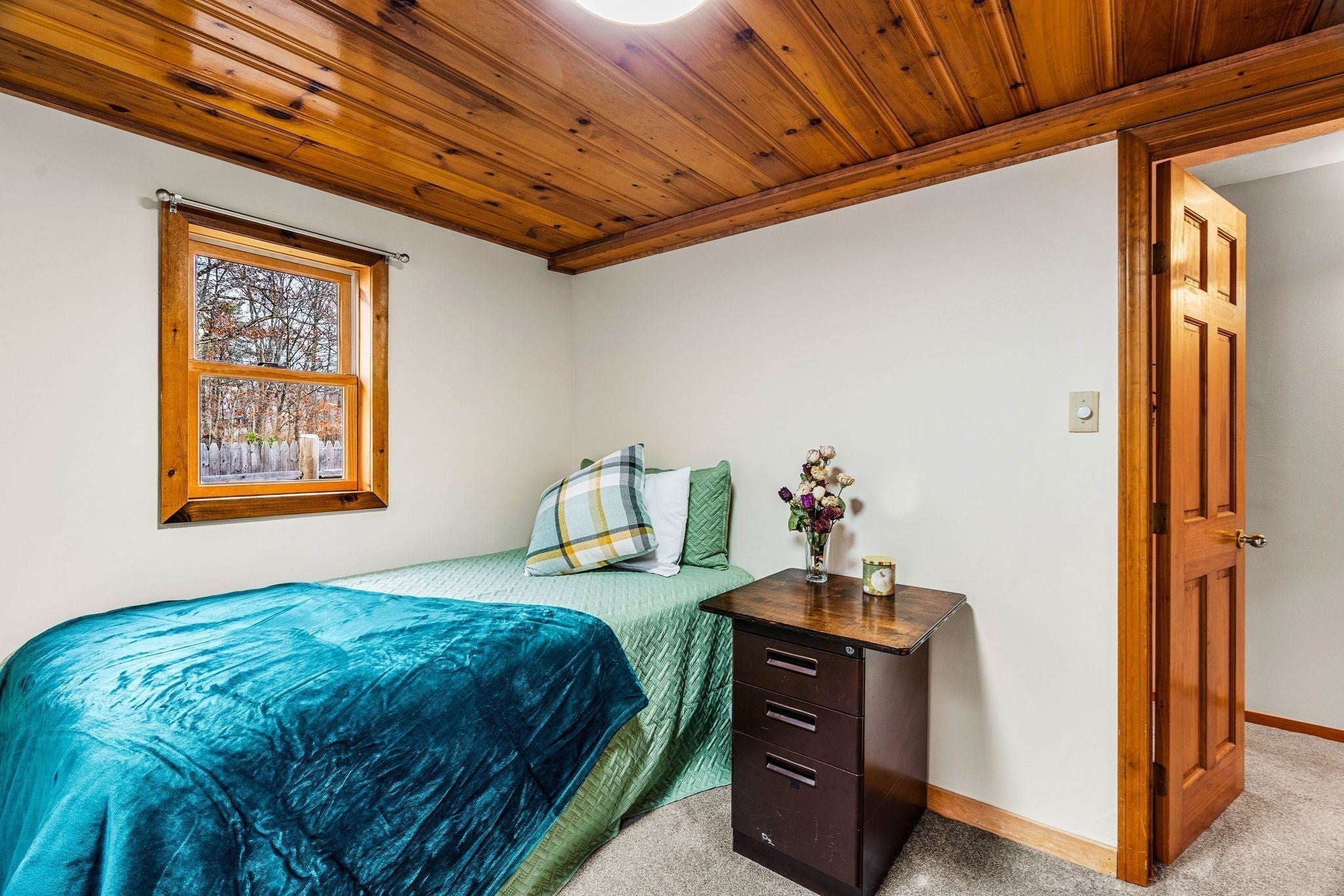 57 Richardson Ave, Dracut, MA Photo #15
