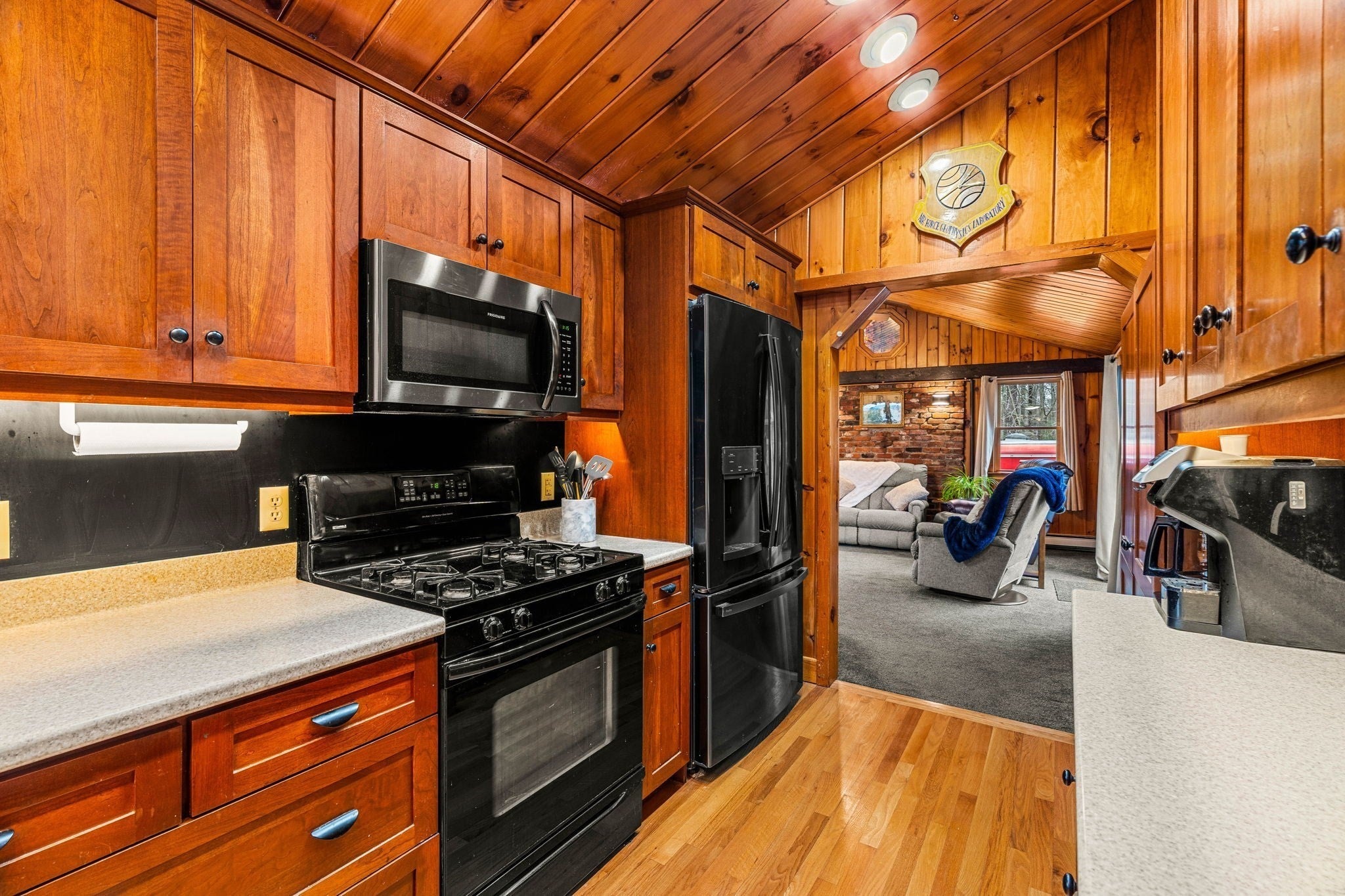 57 Richardson Ave, Dracut, MA Photo #6