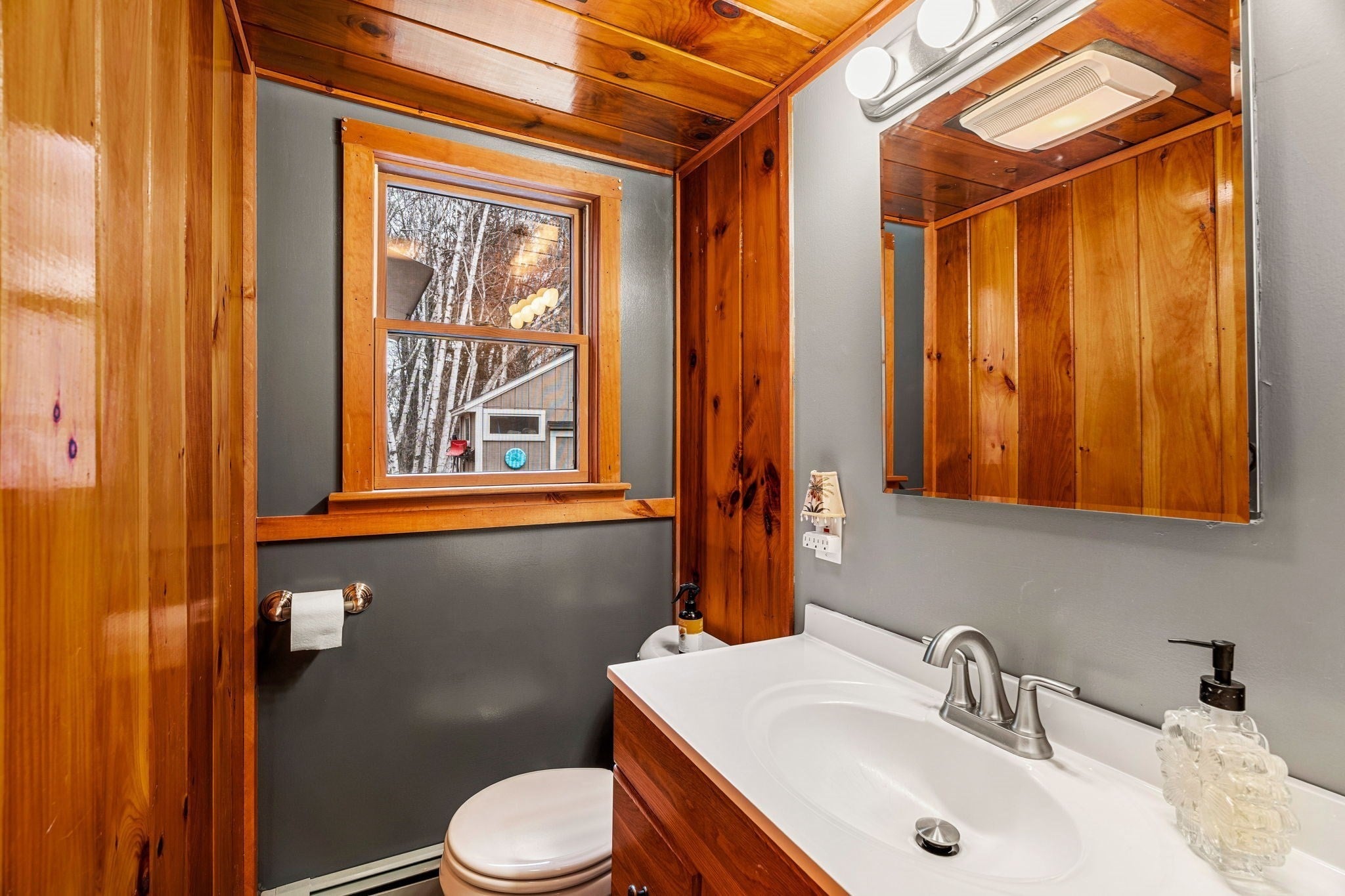 57 Richardson Ave, Dracut, MA Photo #18