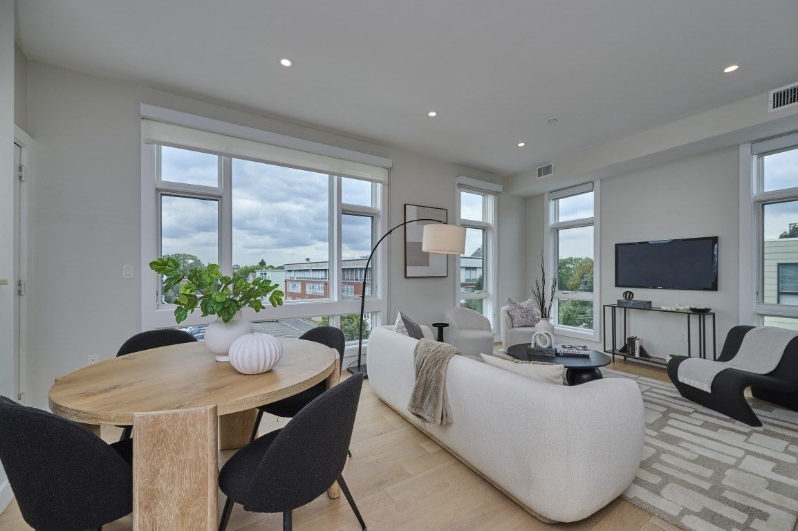 471 Somerville Ave 3