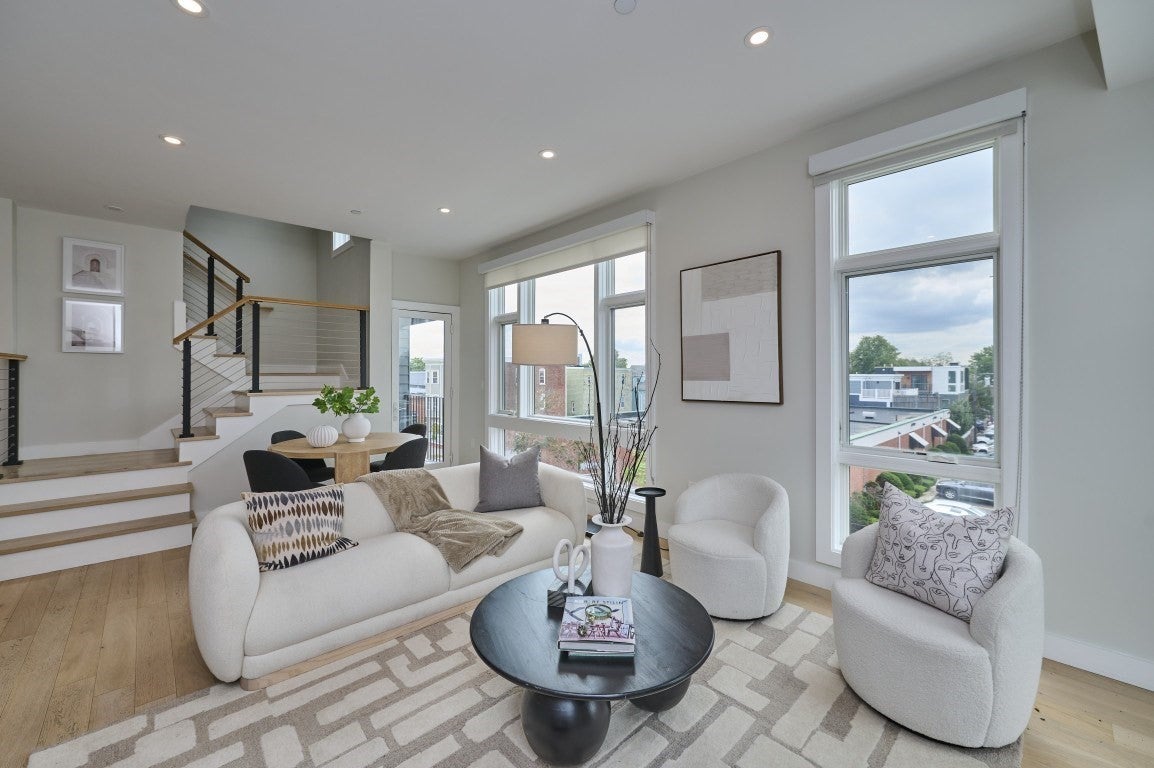 471 Somerville Ave 3