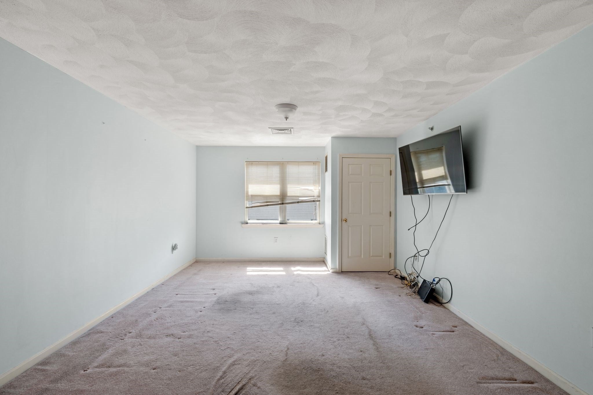 107 Foster St #304, Peabody, MA, 107 Foster St #304, Peabody, MA Photo #7