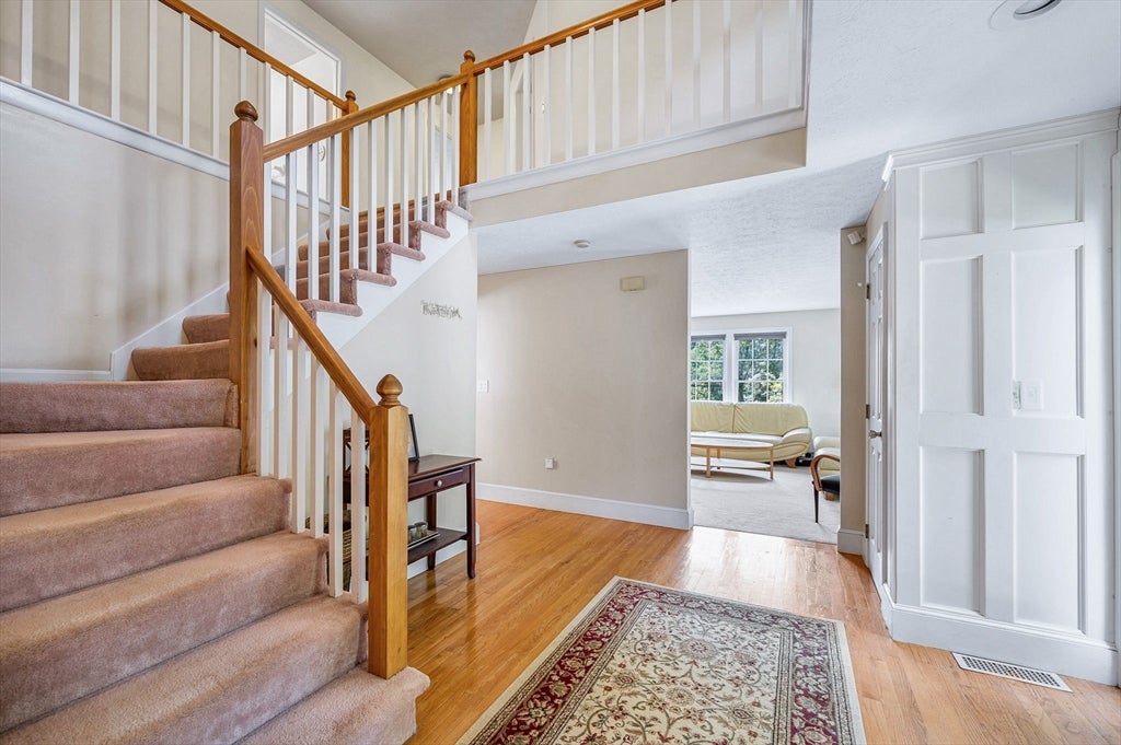 3 Indian Fern Dr