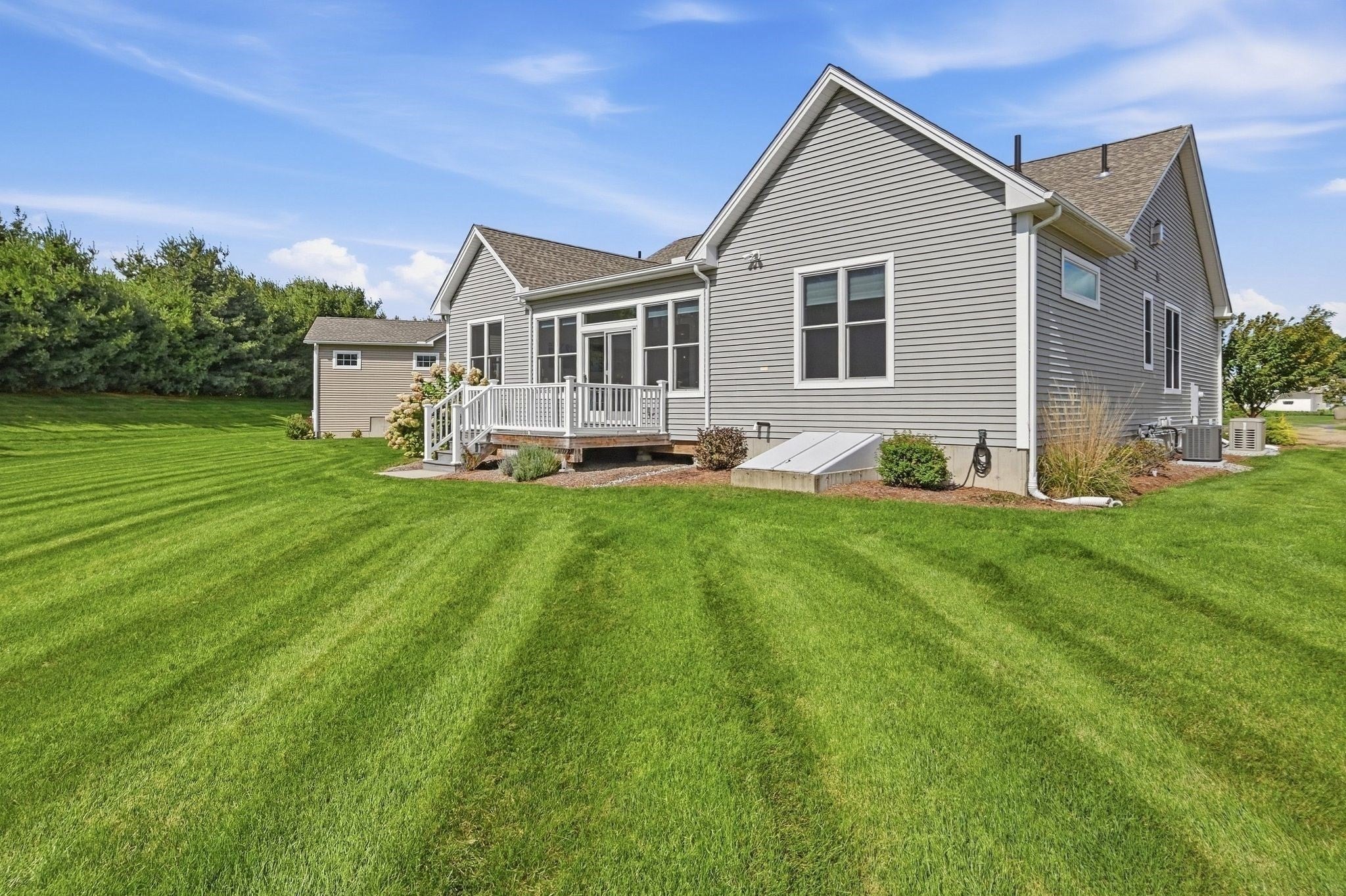 16 Ribbon Grass Ln #16, East Longmeadow, MA, 16 Ribbon Grass Ln #16, East Longmeadow, MA Photo #41