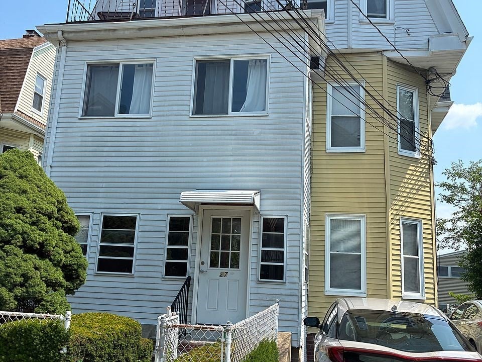 Photo of 27 Irma Ave, Watertown, MA
