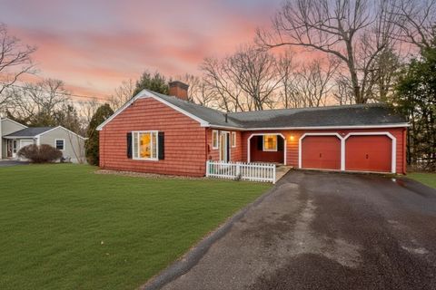 22 Brainard Rd Wilbraham MA 01095