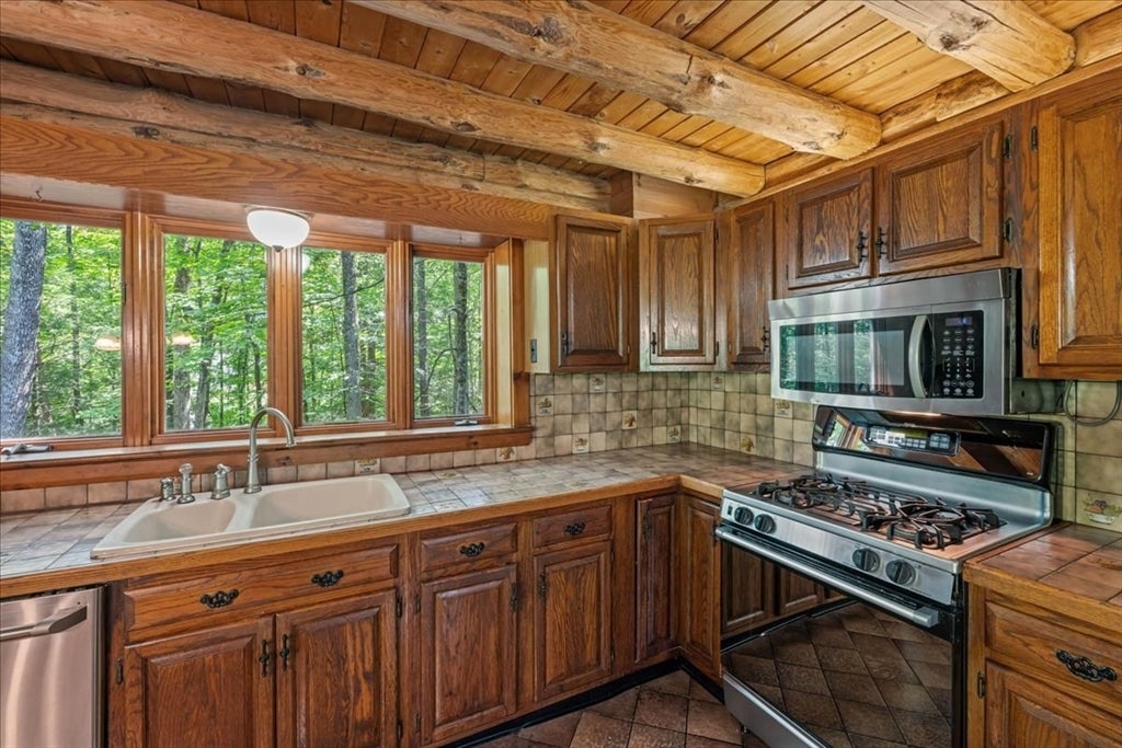 34 Edwards Mill Road, Chester, NH Photo #34