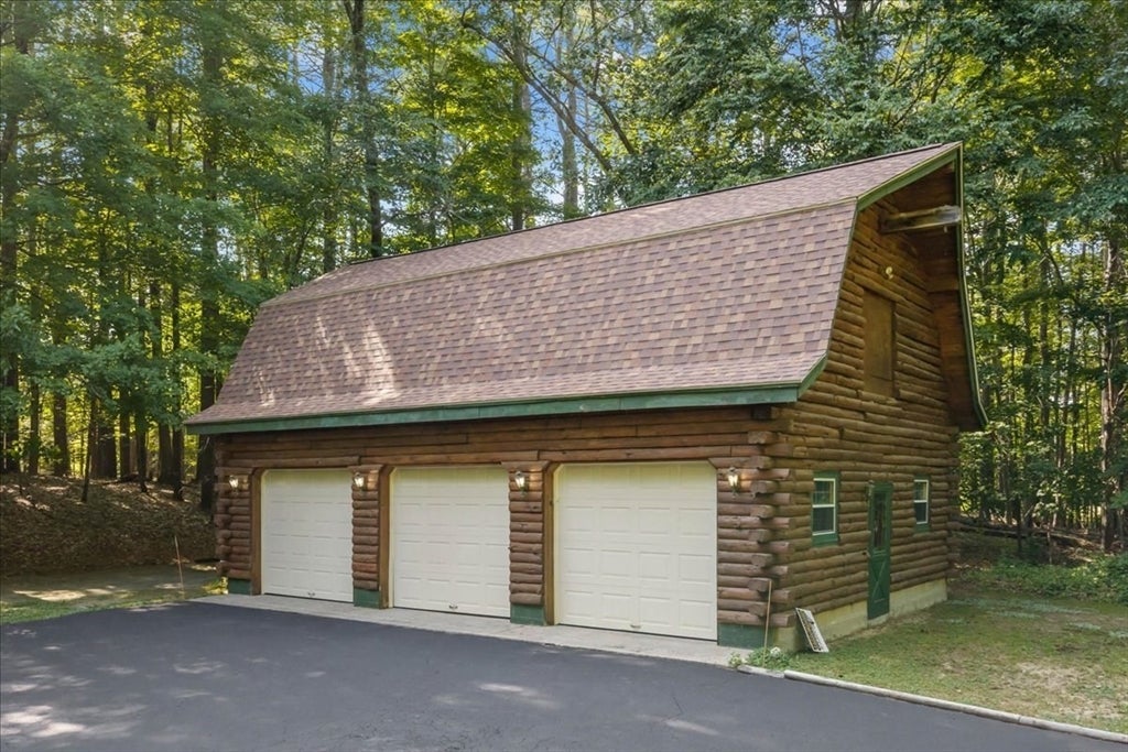 34 Edwards Mill Road, Chester, NH Photo #4