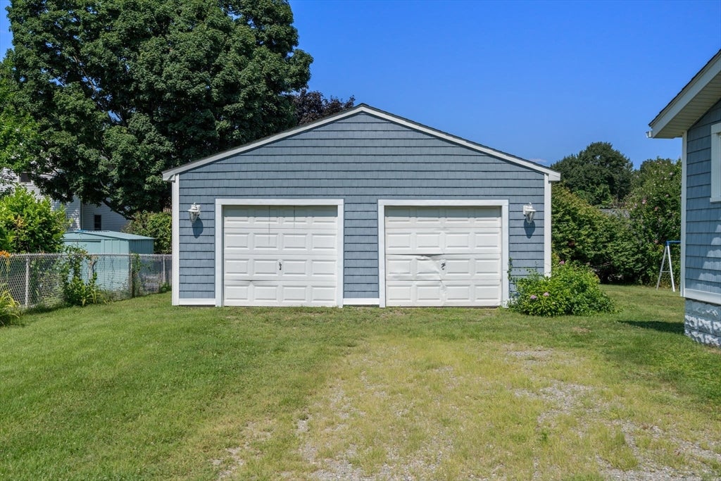 32 Wilmont St