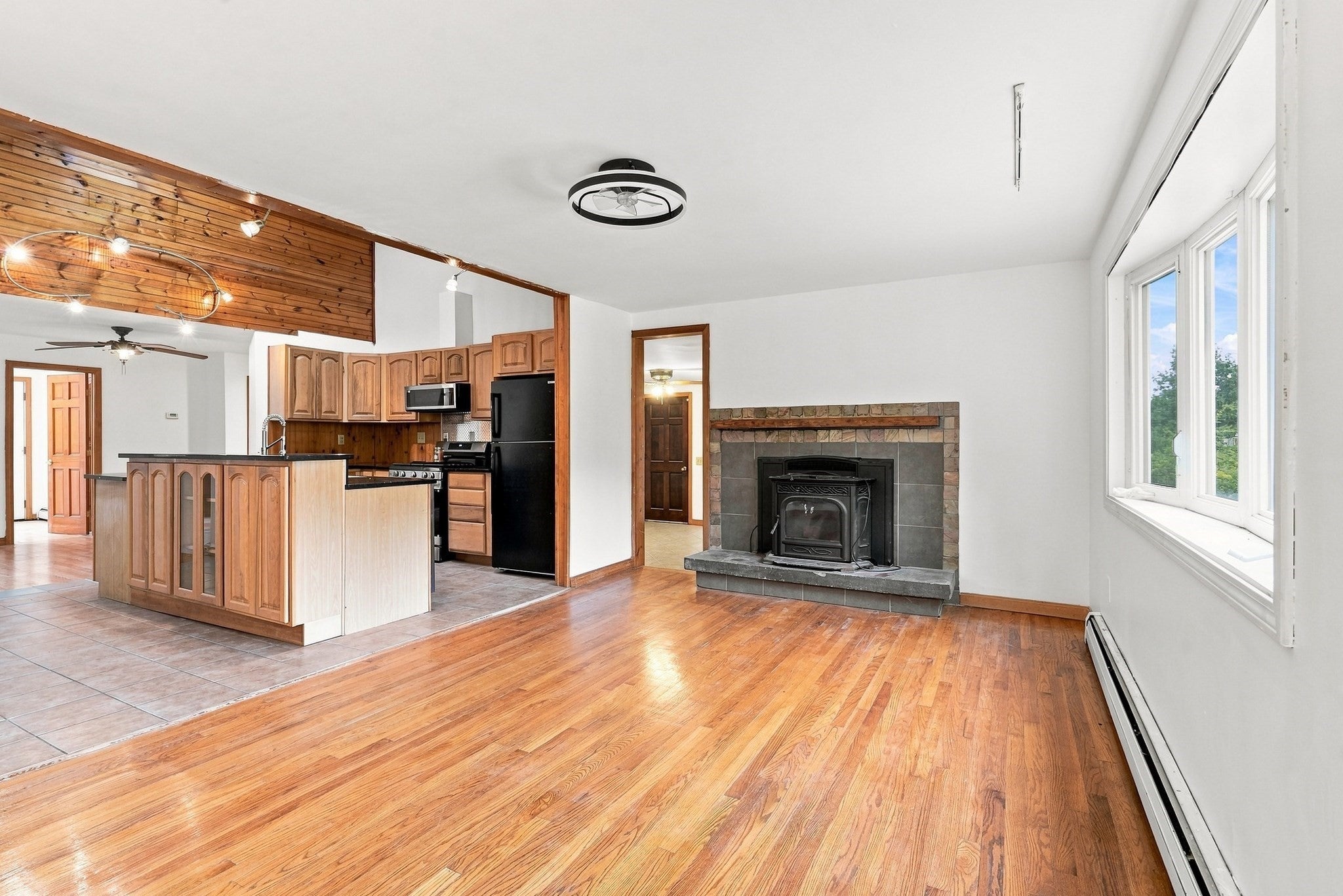 45 Campbell Dr, Easthampton, MA Photo #13