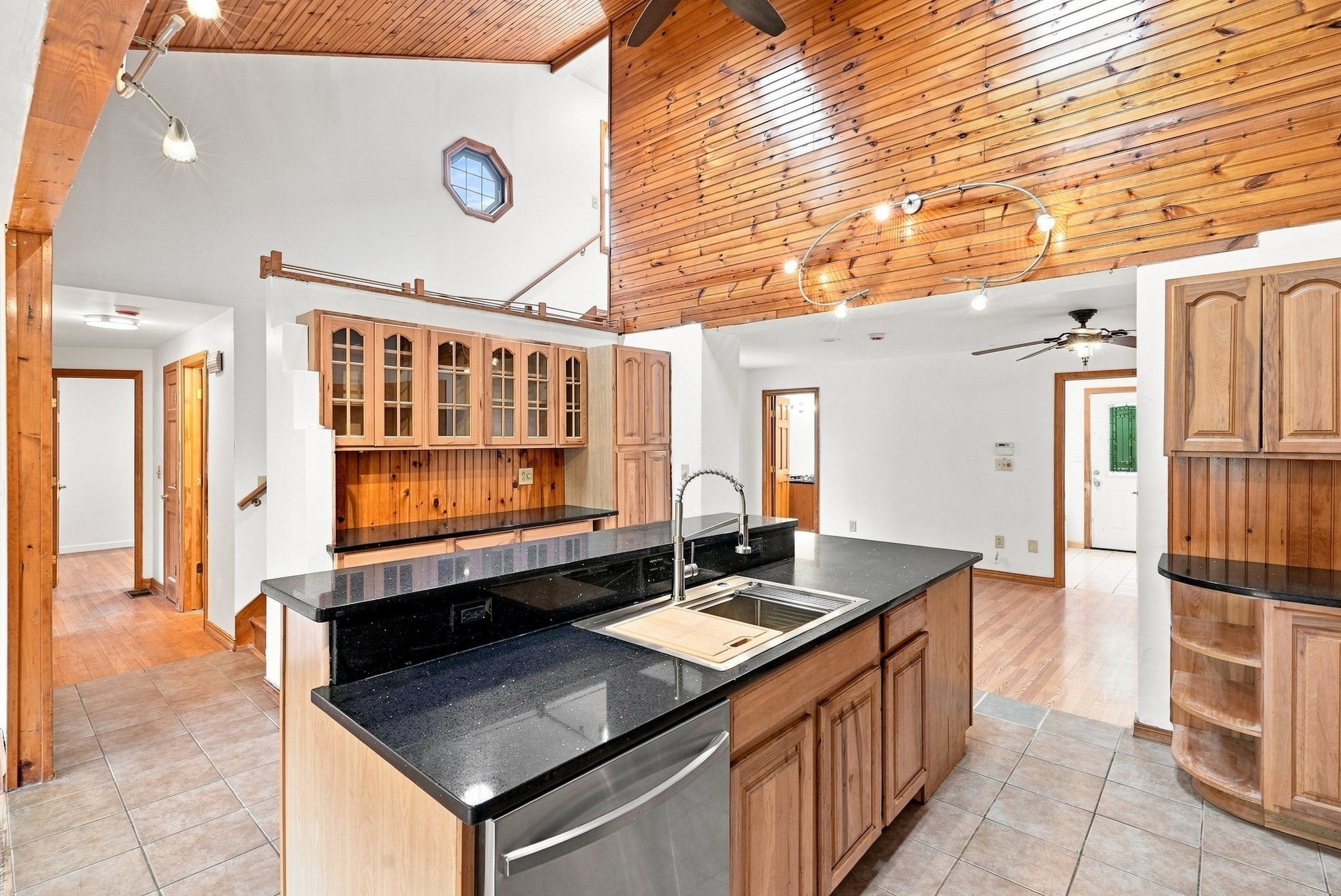45 Campbell Dr, Easthampton, MA Photo #17