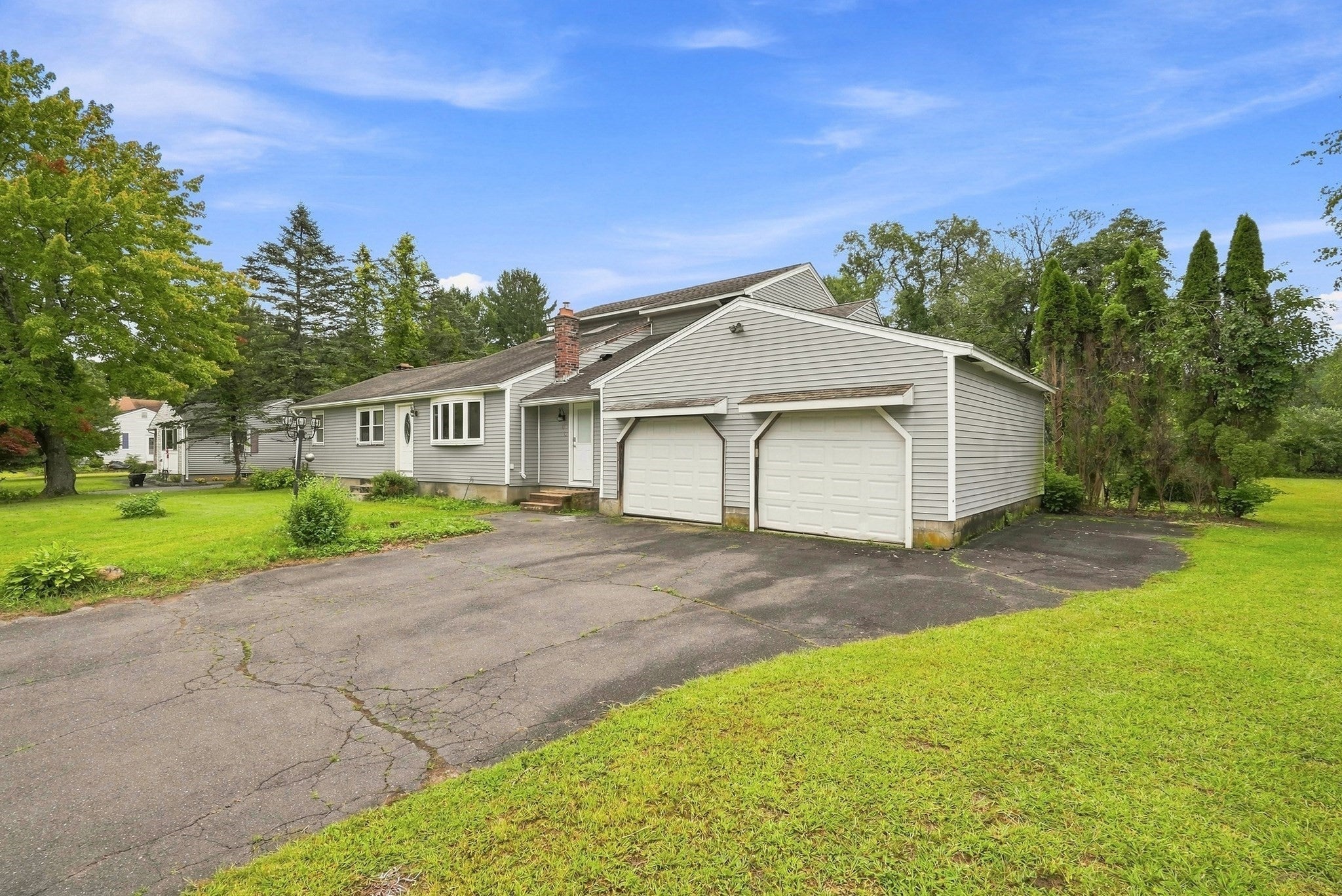 45 Campbell Dr