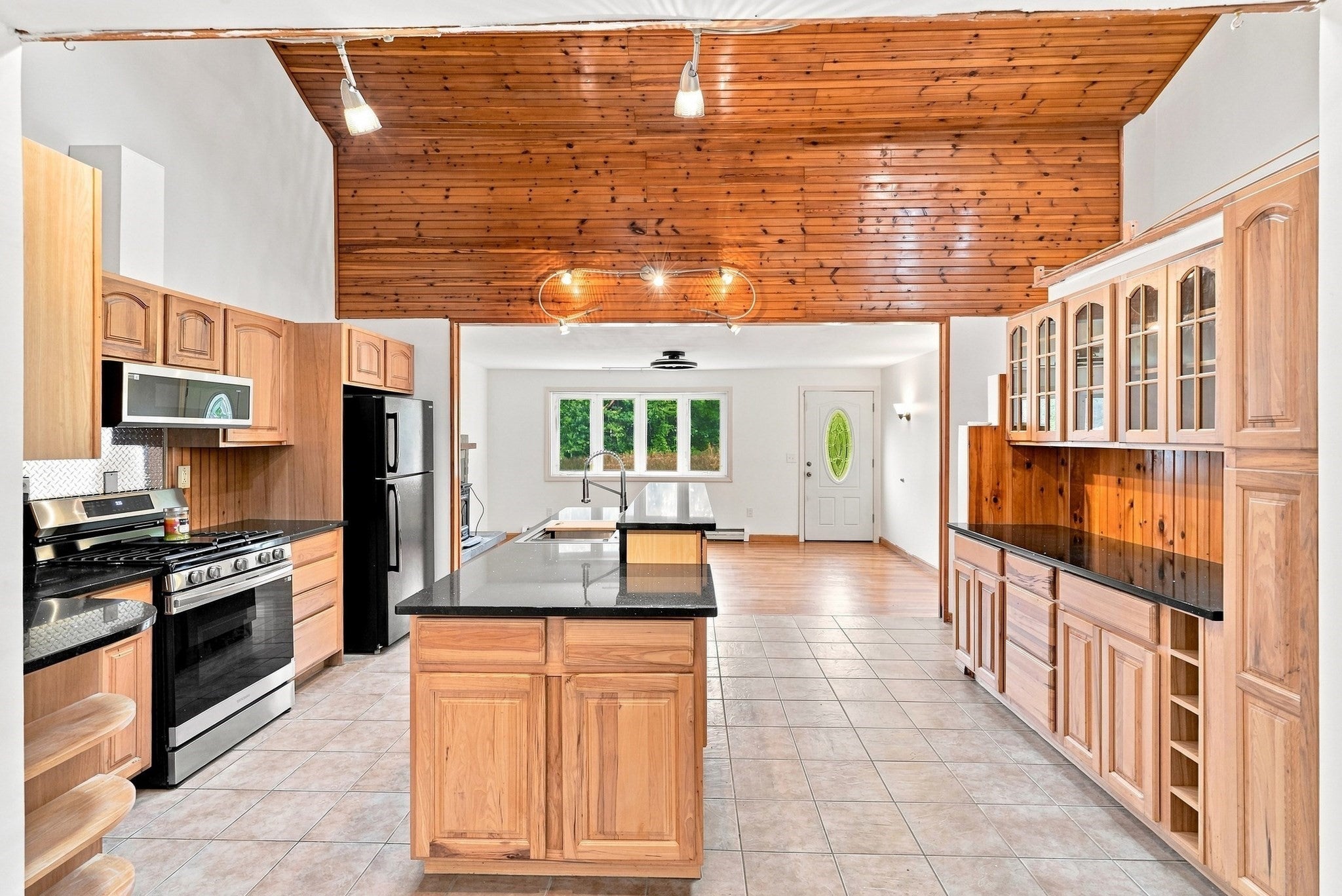45 Campbell Dr, Easthampton, MA Photo #15