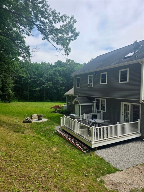 543 Jones Hill Rd