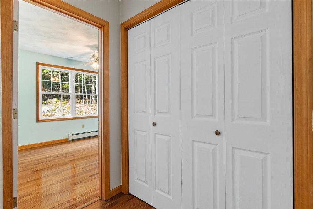 1524 Round Top Rd, Burrillville, RI Photo #17