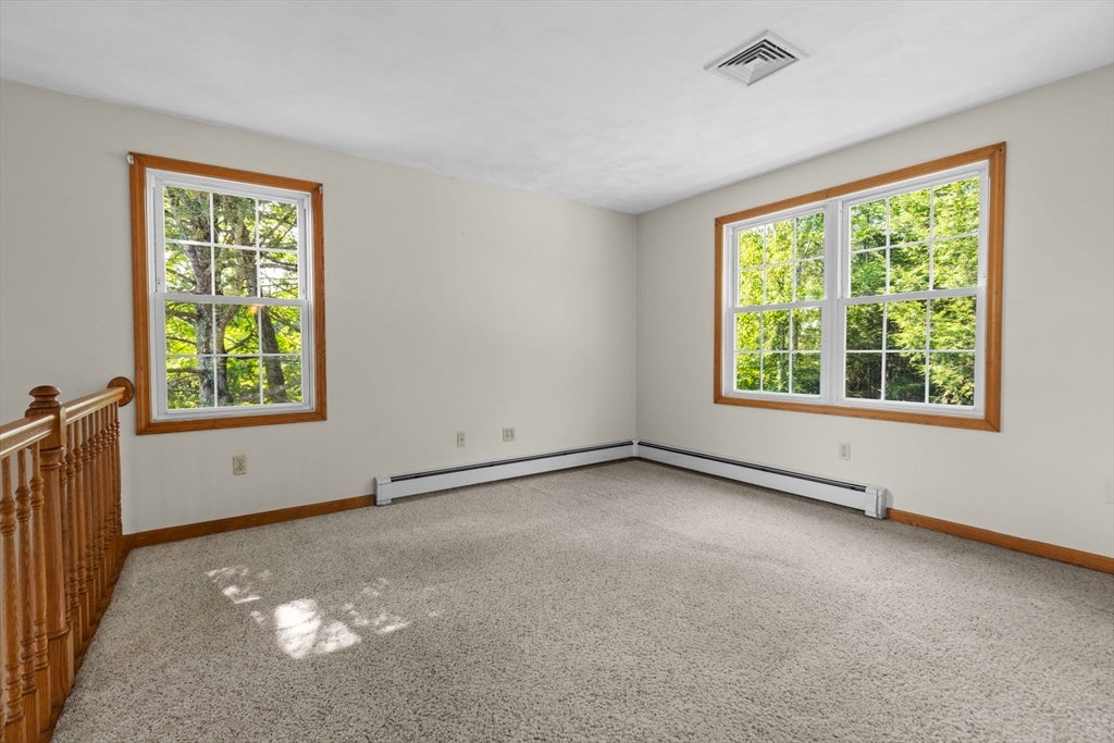 1524 Round Top Rd, Burrillville, RI Photo #21
