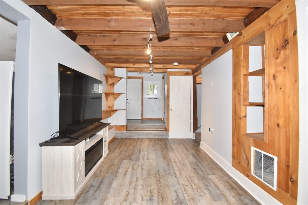 169 Allen St