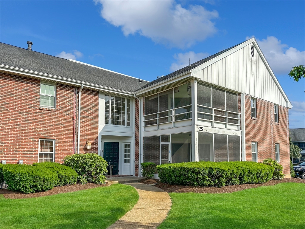 25 Jessica Dr F