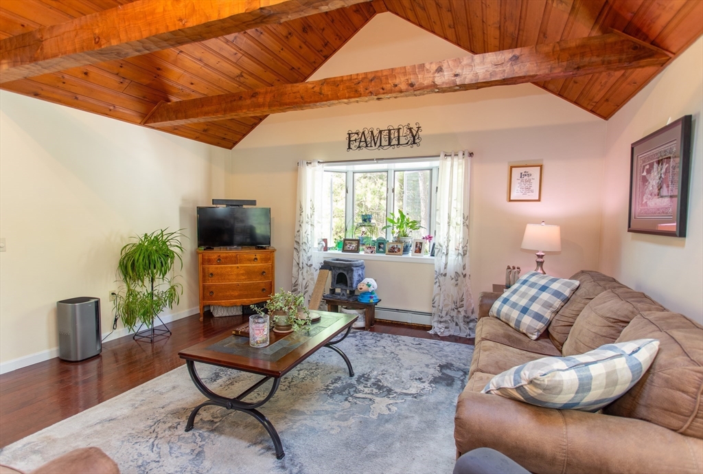 276 Long Pond Rd