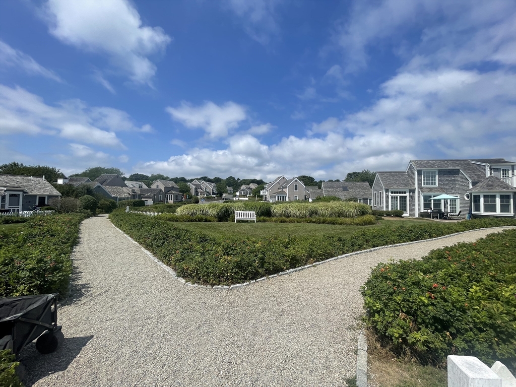 3 Hyannis Point