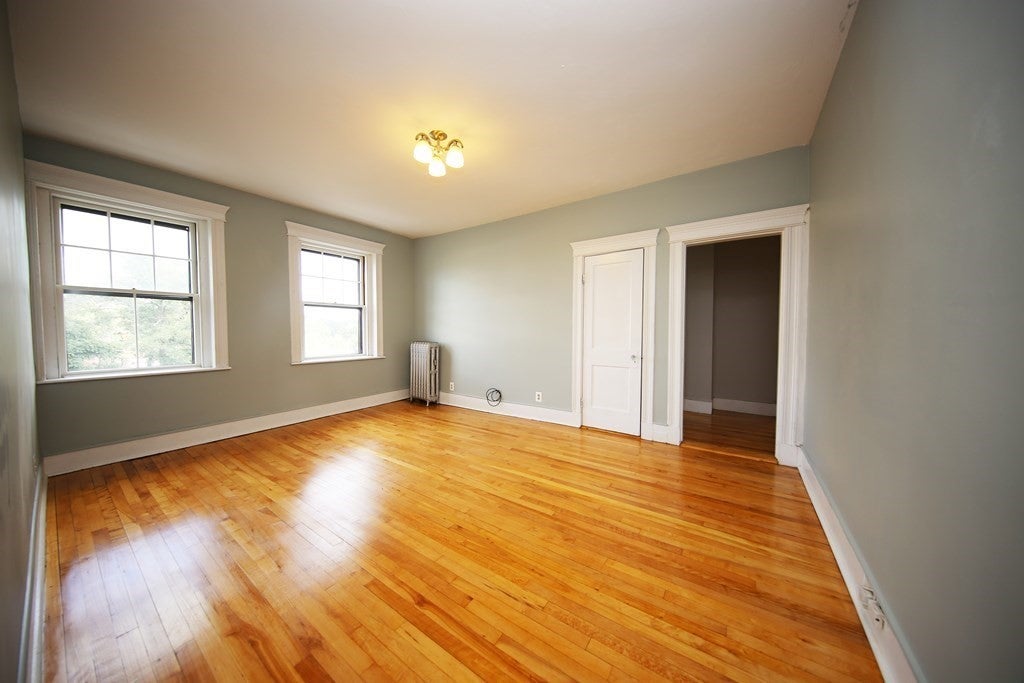 Click for 164 Strathmore Rd #28, Boston, MA slideshow Click for 164 Strathmore Rd #28, Boston, MA slideshow