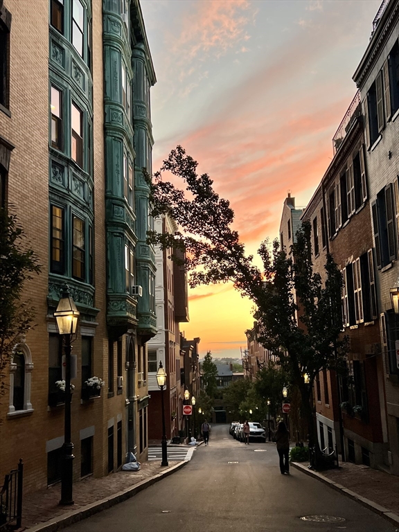 101 Myrtle St #A, Boston, MA Photo #12