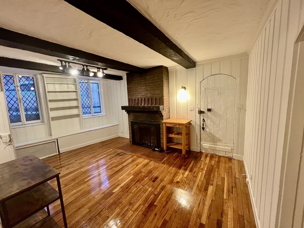 101 Myrtle St #A, Boston, MA Photo #4