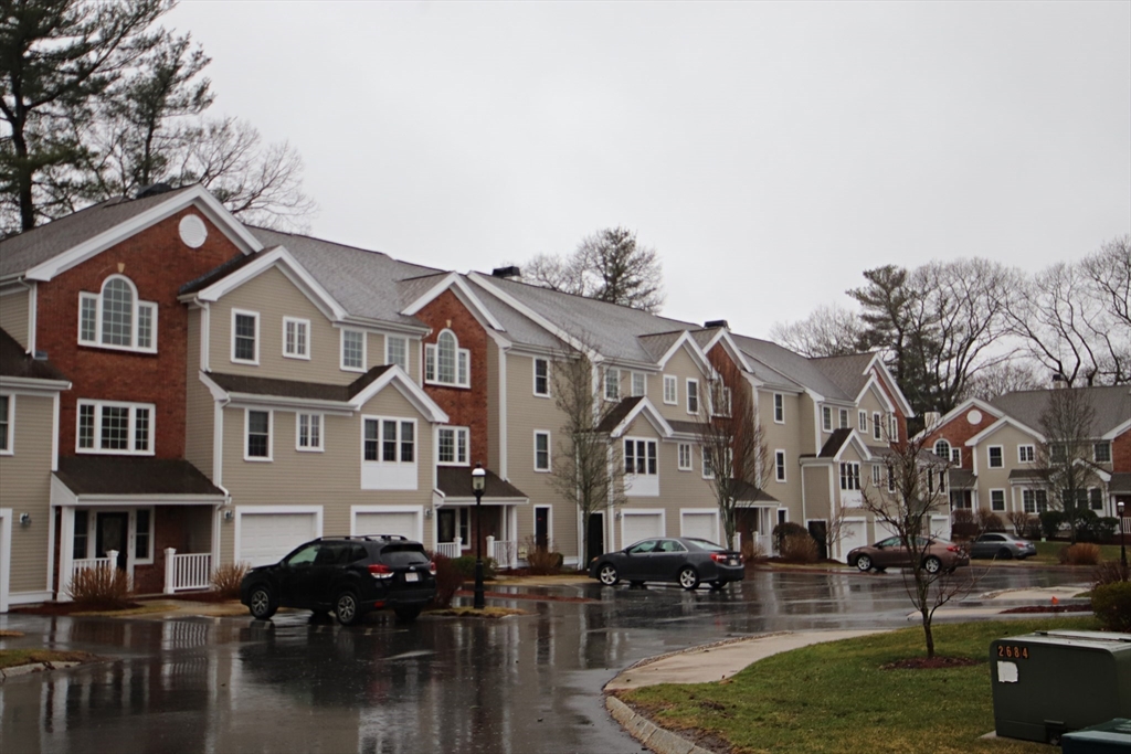 Wakefield, Massachusetts 01880, United States, 2 Bedrooms Bedrooms, ,2 BathroomsBathrooms,Residential,Active,95391