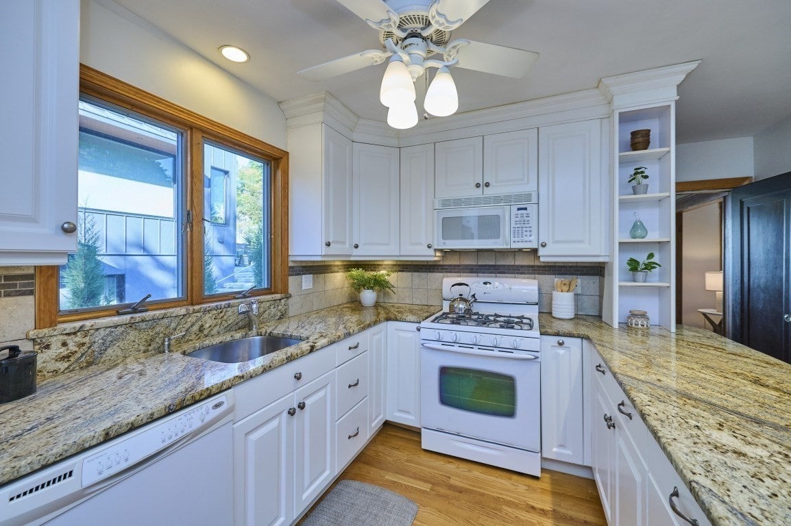 9 Princeton St, Newton, MA, 9 Princeton St, Newton, MA Photo #7