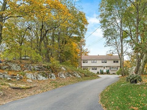 38 Vine St Saugus MA 01906