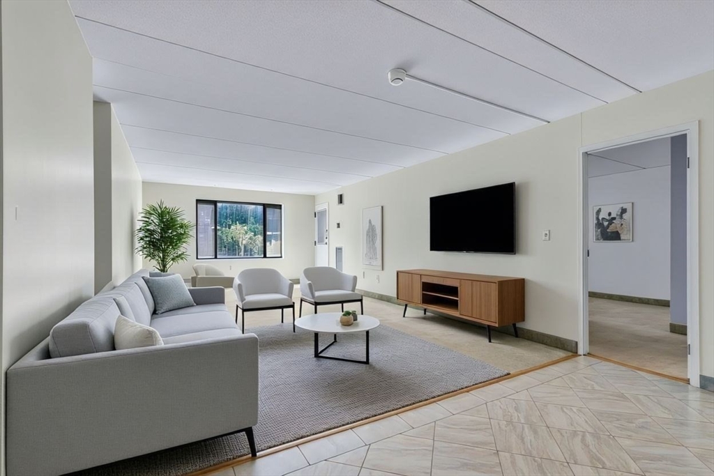 1550 Worcester Road 101