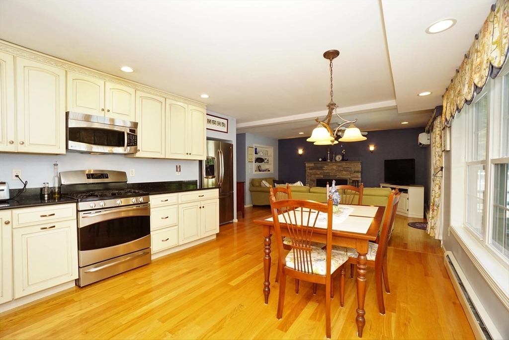 30 Hillside Rd